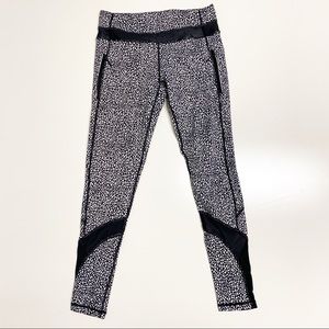 Lululemon Inspire Tight II Size 6
